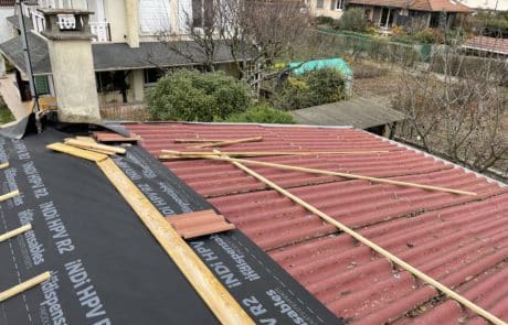 Remplacement de toiture en tôle à Neuville-sur-Sâone Remplacement de toiture en tôle à Neuville-sur-Sâone