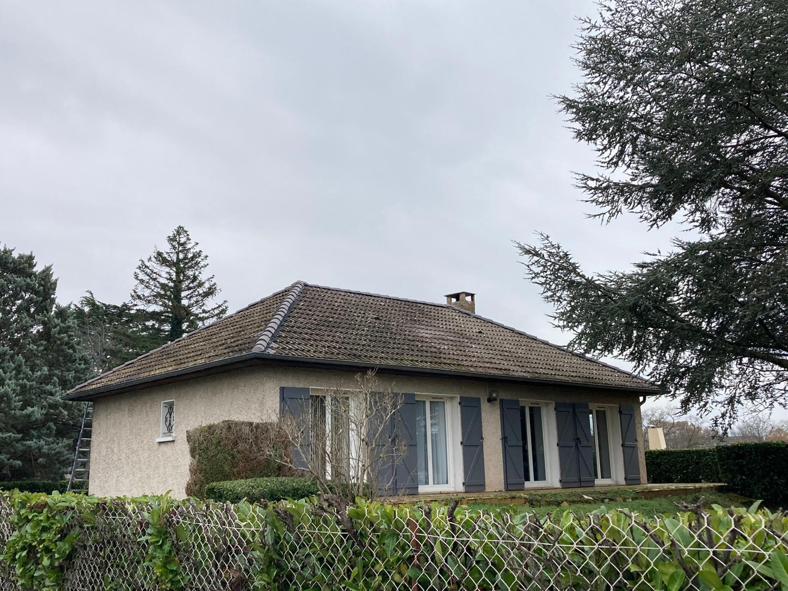couvreur à Chassieu pourremplaement de faitage sur toiture couvreur à Chassieu pourremplaement de faitage sur toiture